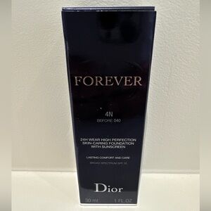 Dior Forever Matte Foundation in 4N, 1 fl, NWB